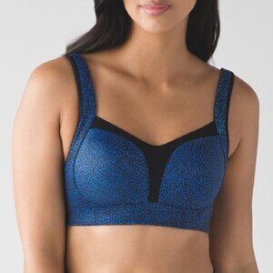 ✅ Lululemon Ta Ta Tamer Blue/Black Size 6